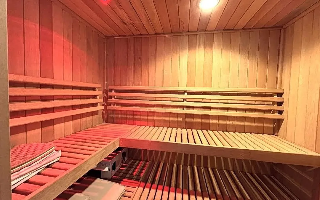 Residencia moderna con spa y cava en Altavista — foto 11 de 17