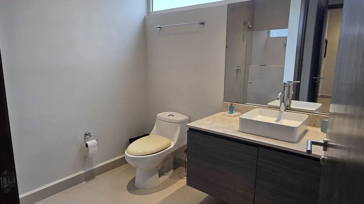 Casa frente al mar en Velamar — foto 4 de 10