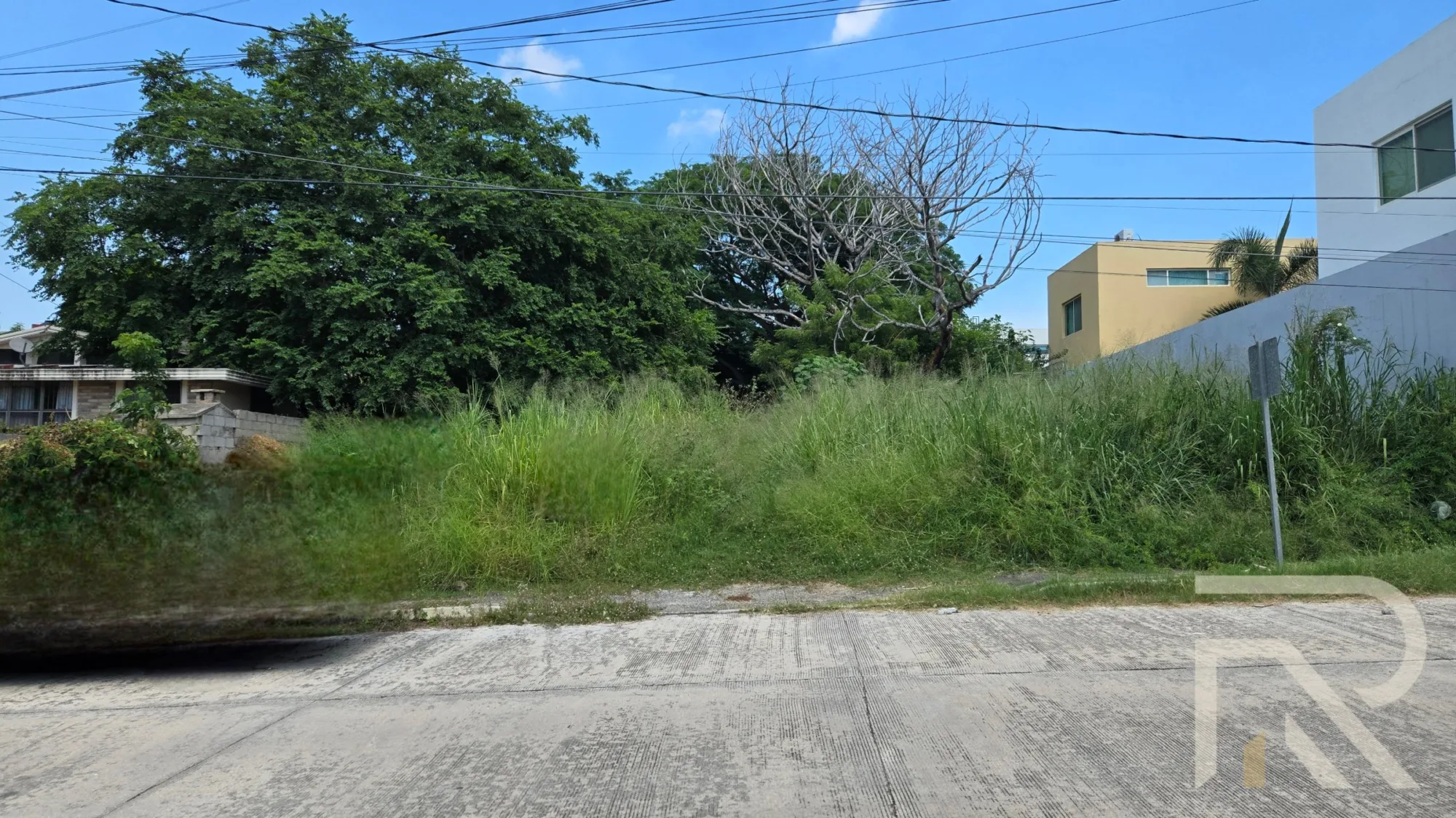 Terreno en el charro — foto 1 de 1