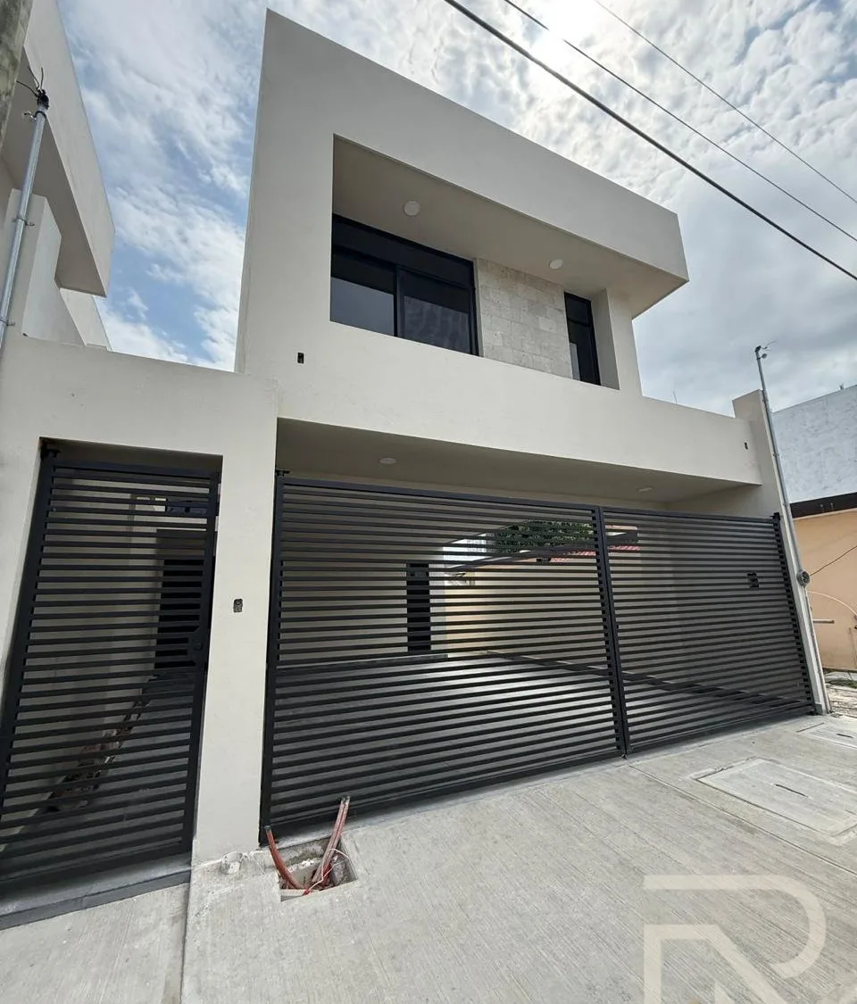 Casa en venta en la colonia los mangos — foto 1 de 12